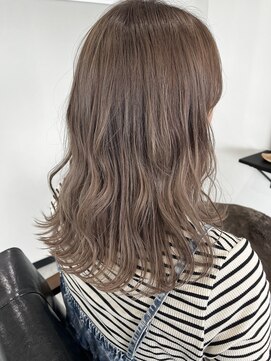 ハイライト 鳥取市店 フルブリーチ〈白髪ぼかし〉〈白髪染め〉〈鳥取市〉