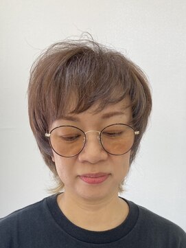 ヘアープランナー ハウサ(Hair planner hausa.) マッシュウルフ×白髪ぼかし　［マッシュウルフ/白髪ぼかし］