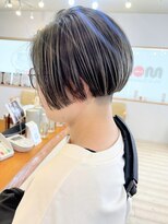 モリオ フロム ロンドン 成増店&nbsp;【morio成増 セリザワ】刈り上げショートボブ　アンブレラカラー
