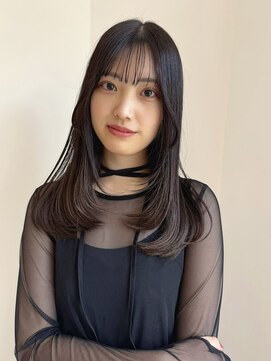 ヨロ(YORO) 【新潟/古町】ミディアムレイヤー　顔まわりカット