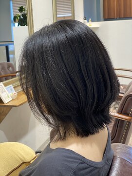 ラルゴ ヘアー(LARGO Hair) 肩上ミディアムレイヤー　20代30代40代50代60代