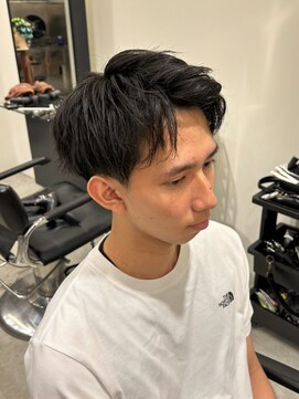 フィフスジングウマエ 原宿(fifth JINGUMAE) 爽やか刈り上げスパイキーショート