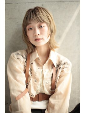 アンド(AND) ボブレイヤー　ウルフ　ヘーゼルベージュ　ベージュ　中目黒