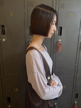 ハーティー(HEARTY) 顎上ラインのミニボブ