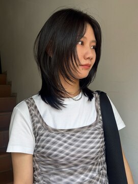 サンク 原宿 表参道(cinq) ダークグレージュのミディアムハッシュレイヤー
