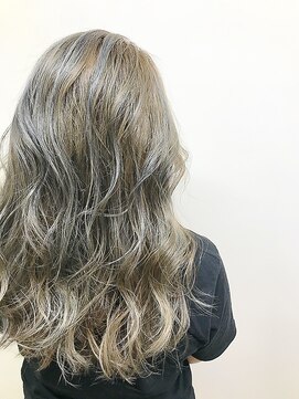 シャラ美容室 カーキアッシュ