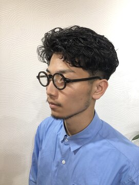 ログ ヘアー(LOG HAIR) フェード&パーマ