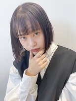 アイティー バイ アルバム 中野店(IT by ALBUM)&nbsp;ストレートボブ_カーキグレージュフェザーバング_8596