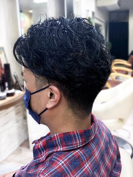 デザイナーズ ファクトリー(Designer's Factory) メンズ パーマ ツーブロック