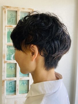 リル(LiL) マッシュショートスタイル