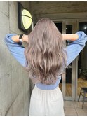 レイヤーカット　ミルクティーベージュ　ハイトーン