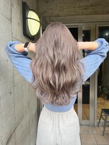 アルカナ 明治神宮前原宿(ARCANA)&nbsp;レイヤーカット　ミルクティーベージュ　ハイトーン