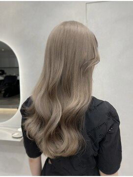 オニキス(ONYX) ホワイトベージュアッシュベージュブリーチカラー【aya指名】