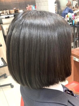 ヘアークリアー せんげん台 大人可愛い20代30代40代 ショートボブ 艶感◎ アッシュブラウン