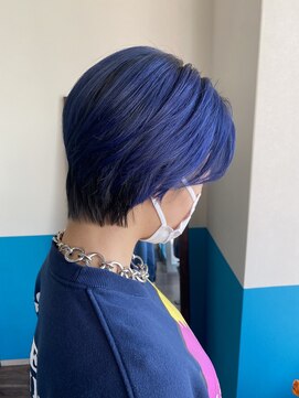 キキヘアメイク(kiki hair make) ブルーカラー