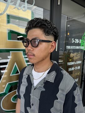 ザスーツブラザーズ(THE SUITS BROTHERS) MEN’S HAIRウルフカルマパーマベリーショートイージーパーマ