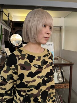 アンプラグド(unplugged) ホワイトブロンド