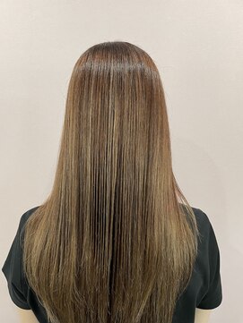 エル(Ele’) サンドベージュ×美髪トリートメント