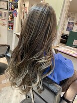 ヘア メイク ココ(hair make coco)&nbsp;(*^^*)ホワイトグレージュ(*^^*)