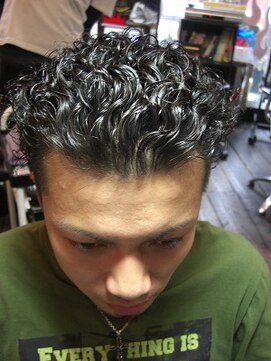 トリックストア(TRICK STORE) ヨーロピアンパーマ・ギャングスタイル