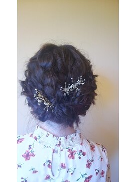 美容室シオン 文化の森ヒルズ店(sion) よつ編みアレンジ