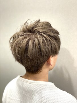 アイコニック 天神店(ICONIQ) カラーマジック【アンティーク×ベージュ】