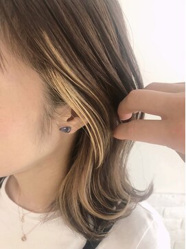 リリィ ヘアデザイン(LiLy hair design) インナーカラー♪