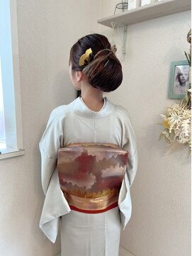 KMR 訪問着ヘアスタイル