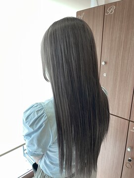 レイフィールド 滝の水店 ブリーチカラーシルバーグレーアッシュグレージュ