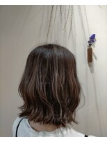 キッカ(kikka) 外ハネミディ