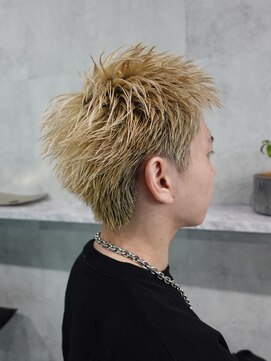 ラベル 渋谷(LAVEL) スパイキーショート/ブロンド/ブリーチカラー/抜きっぱなし