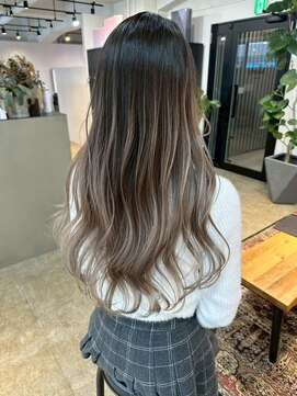 メリー オオサカ(Merly Osaka) contrast balayage