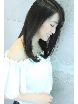 レア(LEA) 30代40代50代からの大人なやりすぎないワンカールロング