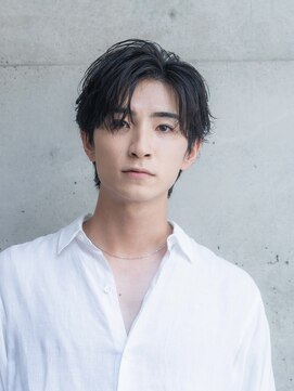 ウヌン 海老名ビナウォーク店(UNUN) フェザーパーマ