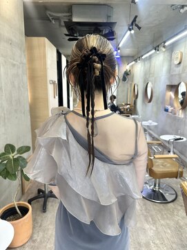 バド(bado) ヘアセット/お呼ばれヘア/パーティーヘア/カチモリヘア