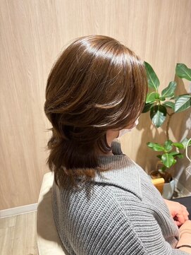 ブロッサム 上尾店(Blossom) 冬の抜け感◎白髪ぼかしハイライト30代40代大人ウルフ