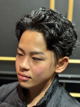 オトコデザイン(OTOKO DESIGN) メンズ ニュアンスパーマ フェード