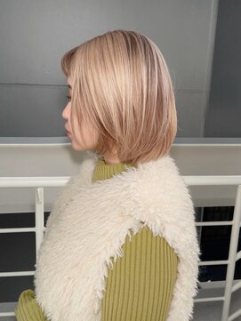 いろあそび 八王子 ホワイトベージュ×ミルクティー［八王子/ハイトーン/ブリーチ］