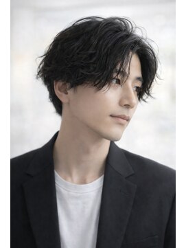 リリー シンジュク(Lilly) 【Lilly新宿】＃パーマ＃センターパート＃20代＃30代#40代