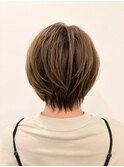 大人小顔ショート耳かけ丸みくびれ30代40代50代