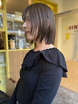 ヒントステーション(HINTSTATION)&nbsp;〈浅草 半個室〉顔周りレイヤー×オリーブベージュ