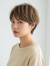 顔まわりは時間をかけて似合わせます。