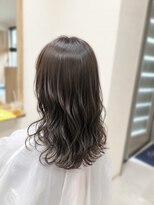 トゥエンティ(twenty)&nbsp;朝のスタイリング時短コテ巻き風パーマ