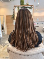 ボンドヘアステージ 良福寺店(BOND hair stage) 大人ベージュハイライト×ゆるウェーブロング
