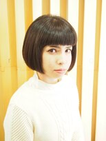フラムリングス麻布(Framlings azabu)&nbsp;黒髪ぱっつんオンマユ前髪×モードボブ