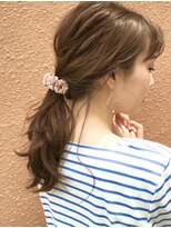 リアン(lien) 【lien.ai】夏のヘアアレンジ　フォギーベージュ　耳かけ