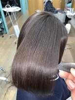 リーホリエ(Lee Horie) SNSで話題の地毛風ストレート