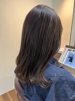 アルボーテルジェ(Art BeAute' ROUGET)&nbsp;白髪ぼかしハイライト☆外ハネミディアムレイヤー30代/40代/50代