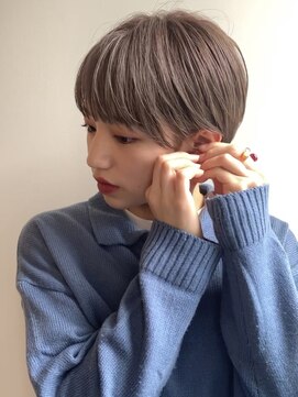 オッソ(OSSO) 大人可愛い丸みマッシュショート/透明感オリーブベージュ