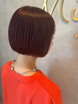 ミュウ(Miiiu) 大人かわいい丸みスカーレット艶感ボブ☆